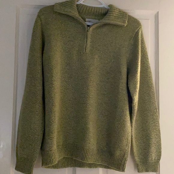 Spring Green Sweater SIZE L - Picture 1 of 3